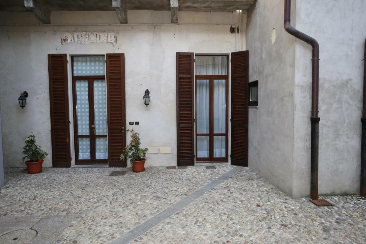 شقة Cortile Del Forno Nel Centro Storico أرونا المظهر الخارجي الصورة